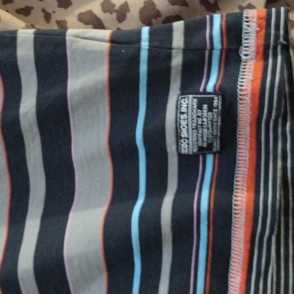 DC STRIPED AWESOME COLORFUL BOYS SIZE LARGE SHIRT - Picture 4 of 6